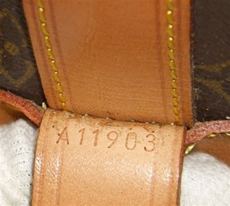 louis vuitton date code th 1909|louis vuitton first date code.